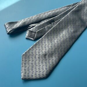 CHARVET Place Vendôme 100% Silk Tie